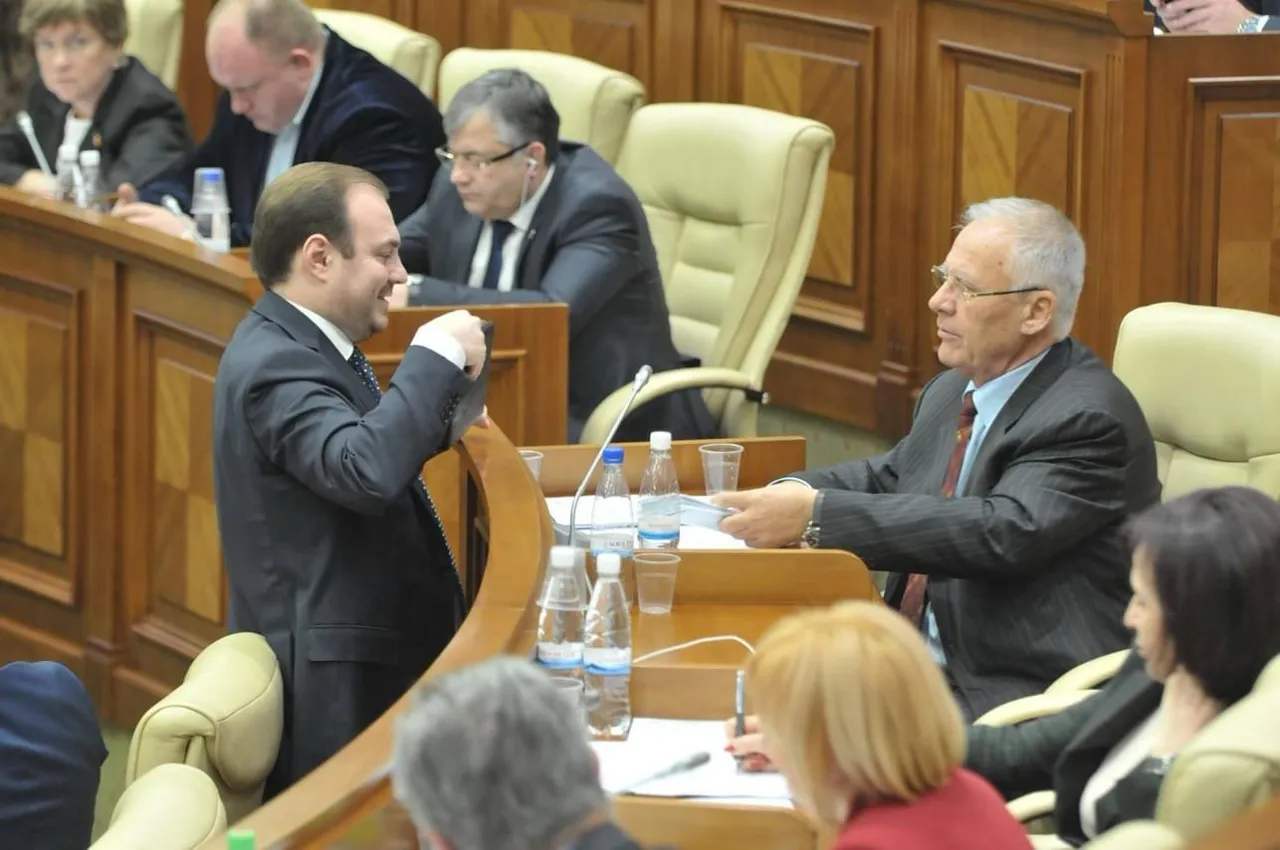 Слусарь: Хочу познакомить вас с "борсеткой" Плахотнюка и партнером PAS