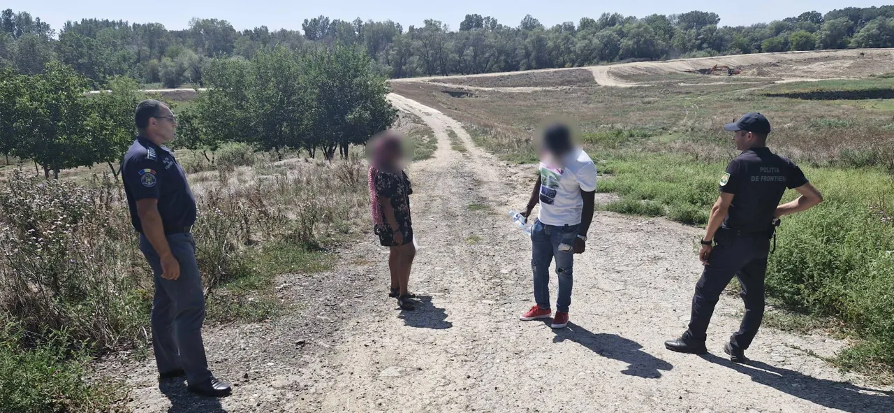 Пара из Камеруна задержана при попытке незаконно переплыть Прут