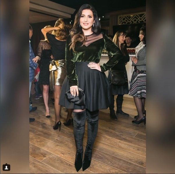 Jasmin Shor s-a făcut remarcată la un eveniment monden