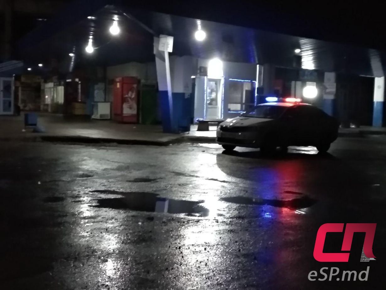 На бельцком автовокзале эвакуировали людей, полиция оцепила перрон