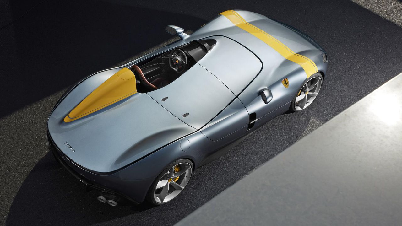 Ferrari показала самый мощный гиперкар в мире
