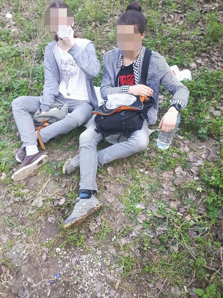 Полицейские на велосипедах задержали в парке "Ла извор" двух молодых людей