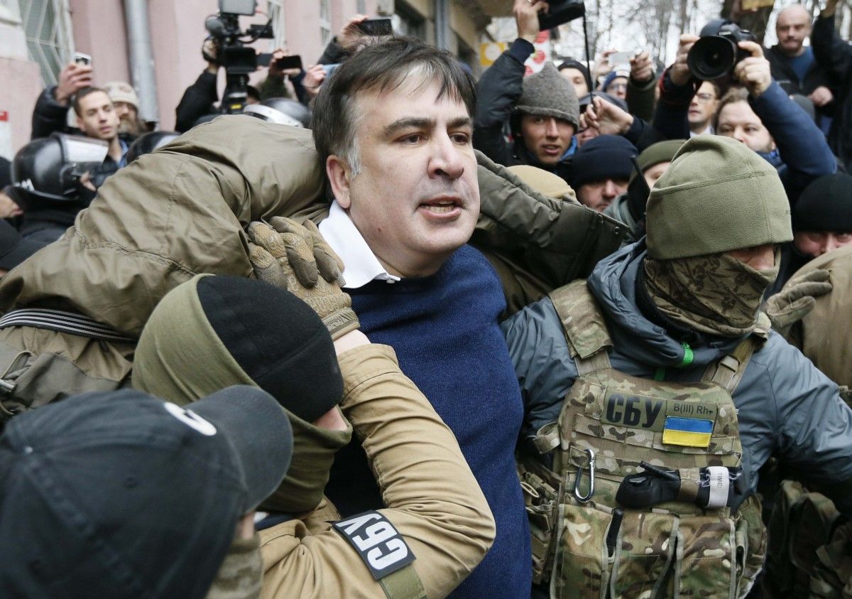 Саакашвили призвал начать процесс "избавления Украины от Порошенко"