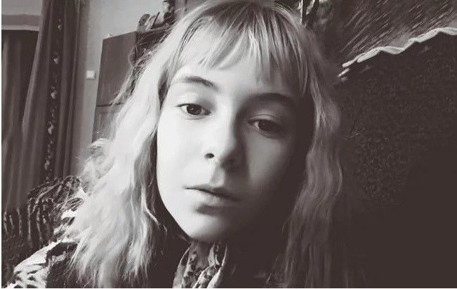 На Украине 12-летняя отличница убила себя по заданию "Синего кита"