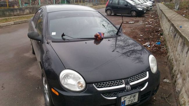 В Кишиневе пытались разобрать автомобили по запчастям
