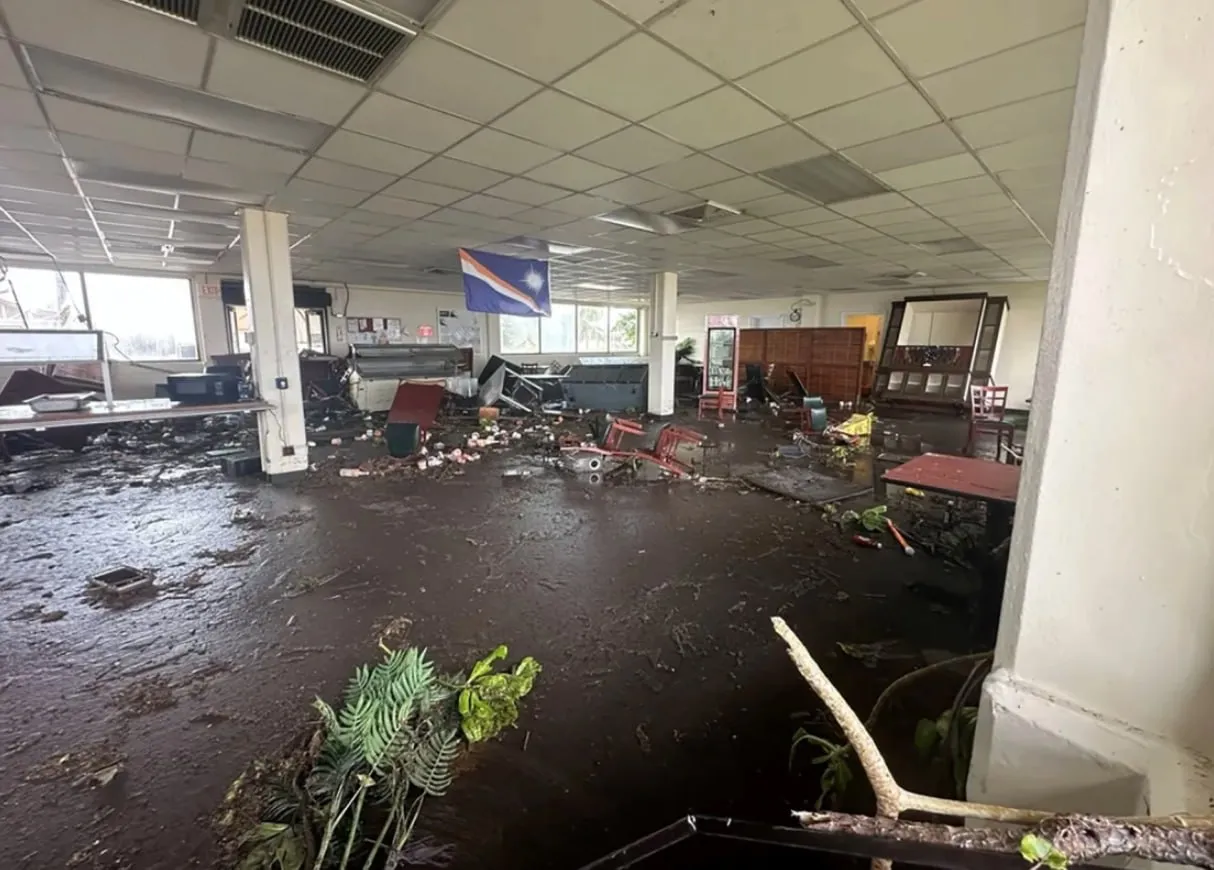 CNN: В Тихом океане затопило остров с американской военной базой