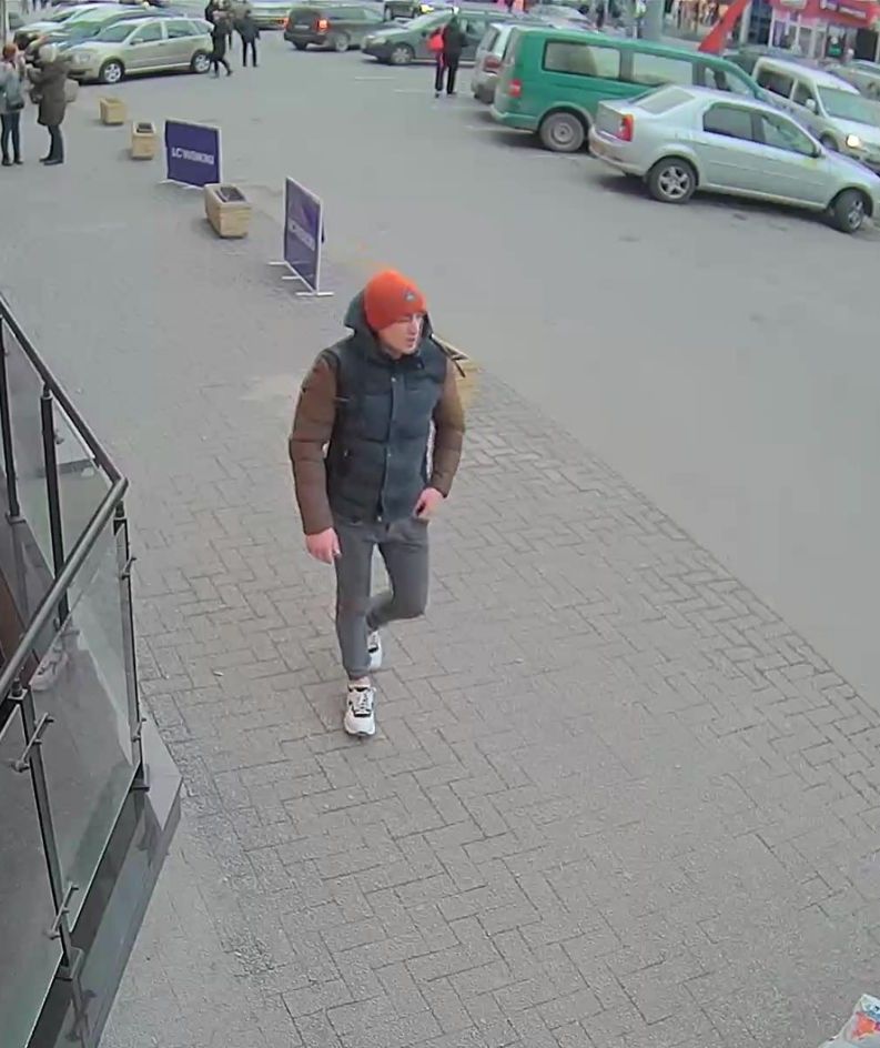 Полиция разыскивает подозреваемого в краже