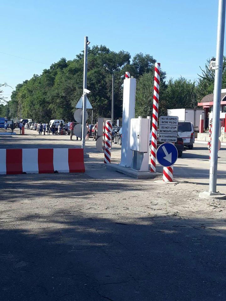 На границе с Украиной при выезде из Молдовы образовались очереди