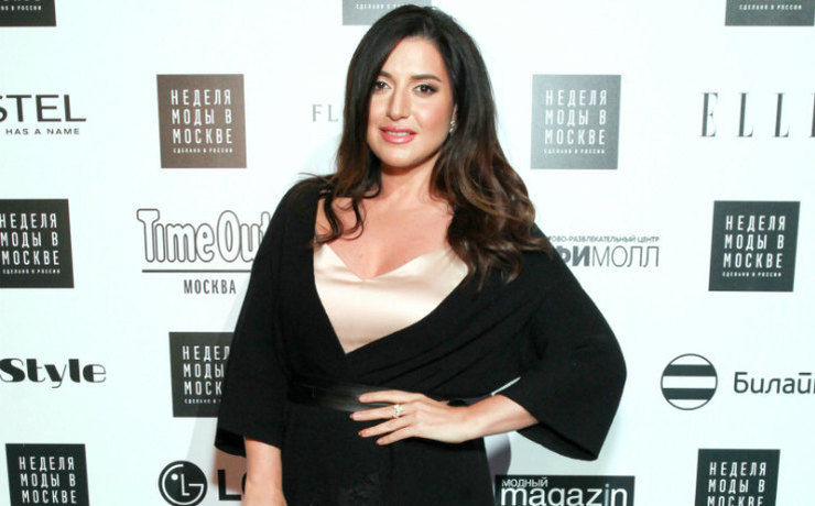 В Сети критикуют располневшую певицу Жасмин