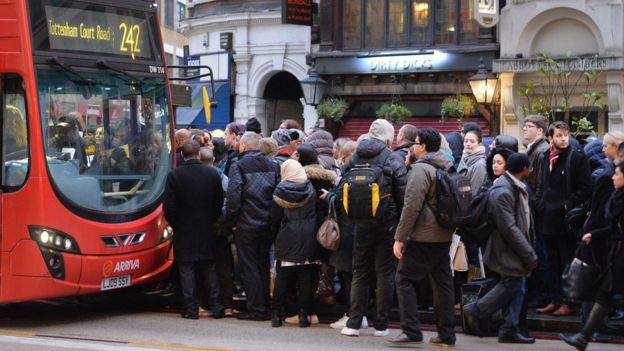 Забастовка работников метро Лондона: снова коллапс