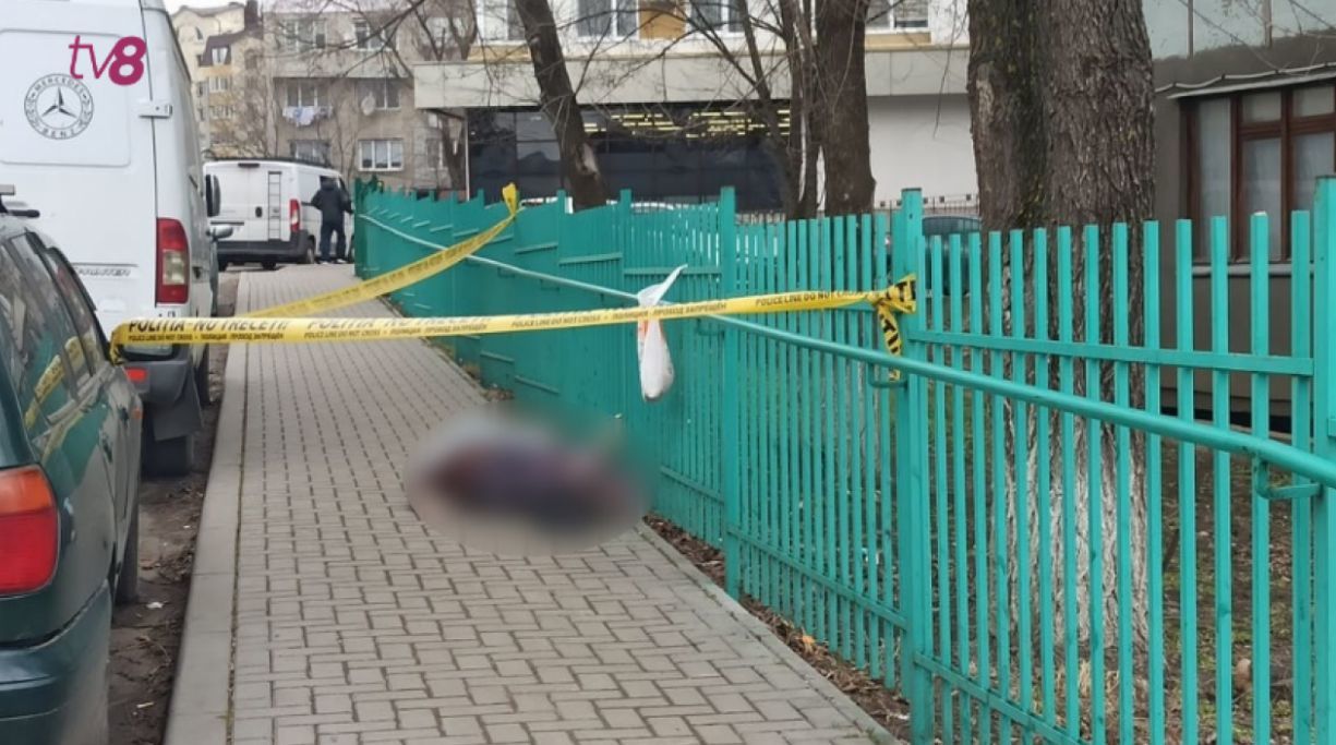 В Кодру женщина скончалась прямо на улице