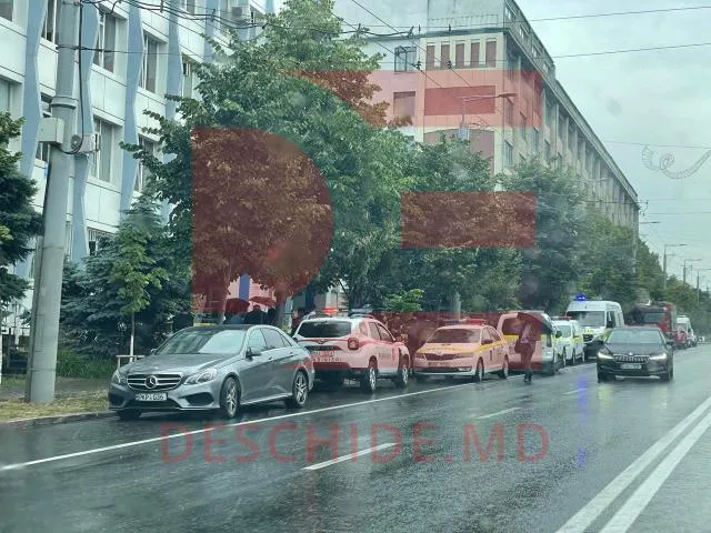 Сообщение о бомбе в здании суда на Буюканах оказалось ложным