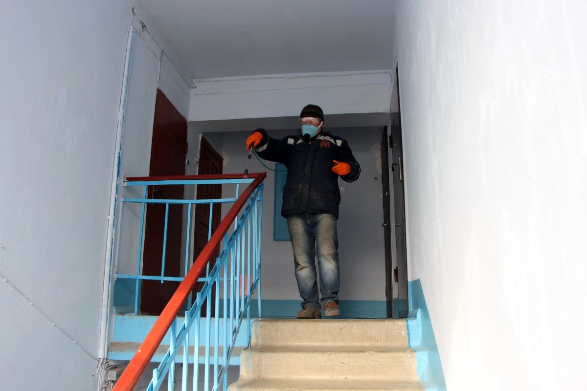 В Рыбнице дезинфицируют жилфонд