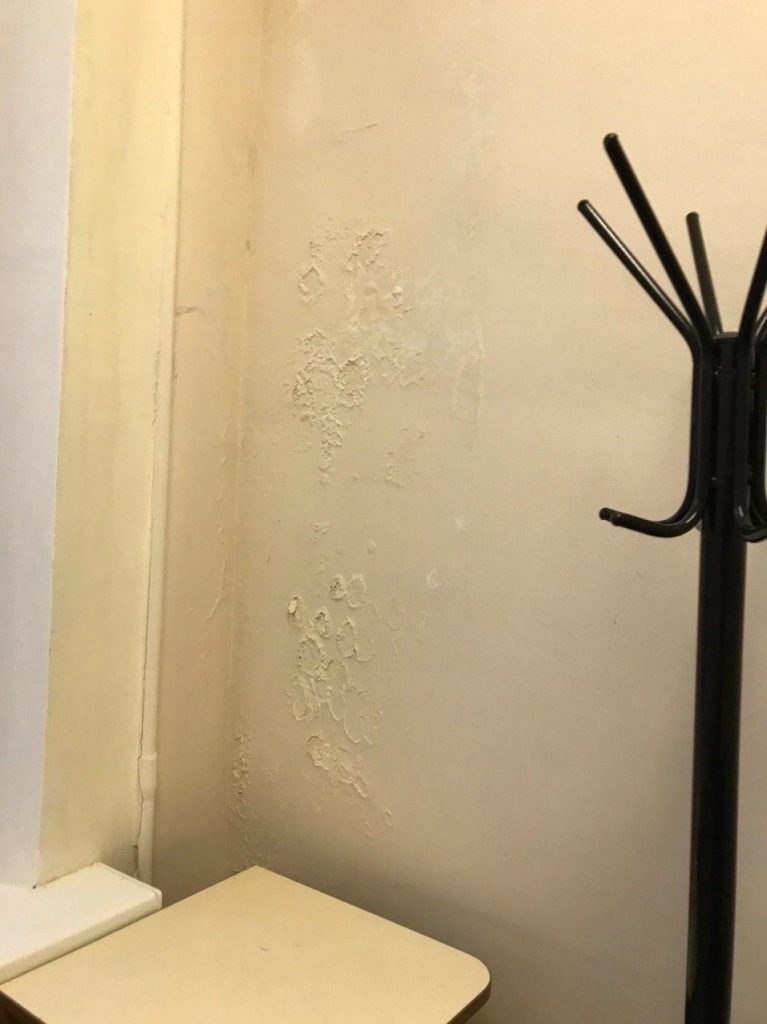 Пациент показал, в каких условиях находятся люди, которые проходят тест на коронавирус