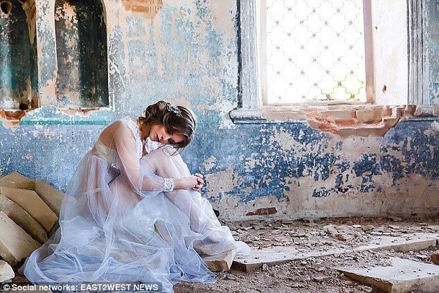 Русская модель может получить три года тюрьмы за свадебную фотосессию