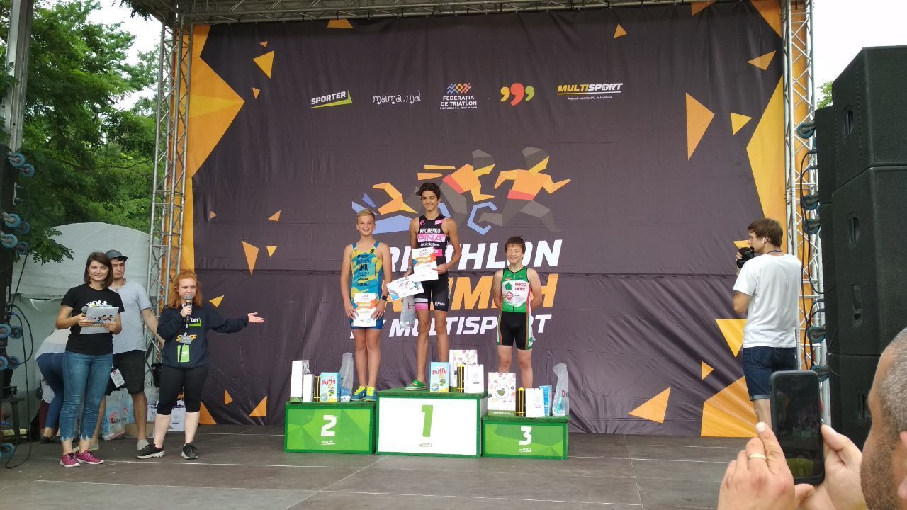 Впервые в Молдове прошел детский чемпионат по триатлону Kids Triathlon Triumph