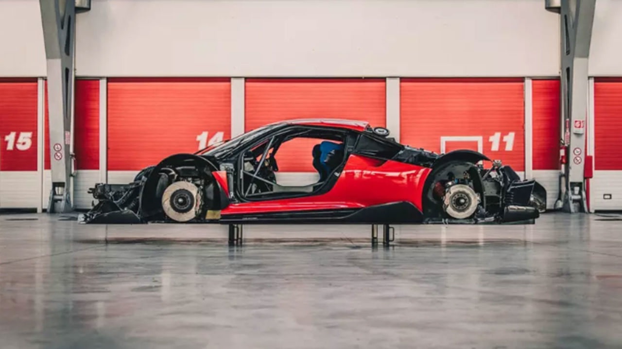 Ferrari показала новый экстремальный суперкар, который нельзя купить