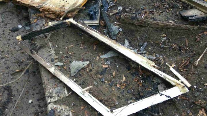 Incendiu într-un cămin familial din sectorul Buiucani. Două autospeciale au mers la faţa locului