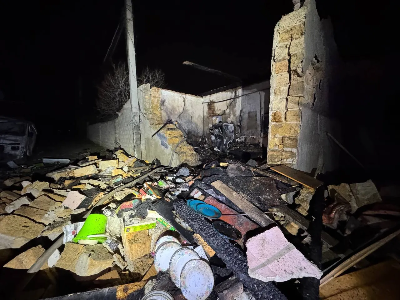 Atac nocturn cu drone la Odesa: Clădiri rezidențiale și magazine, avariate