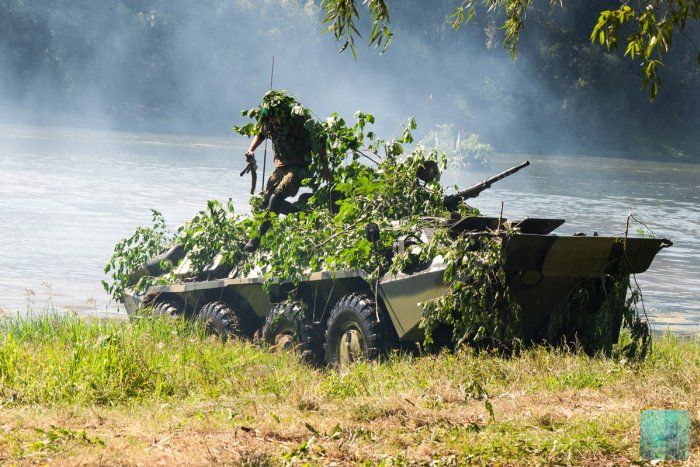 Обстановка накаляется: военные РФ проводят несанкционированные учения