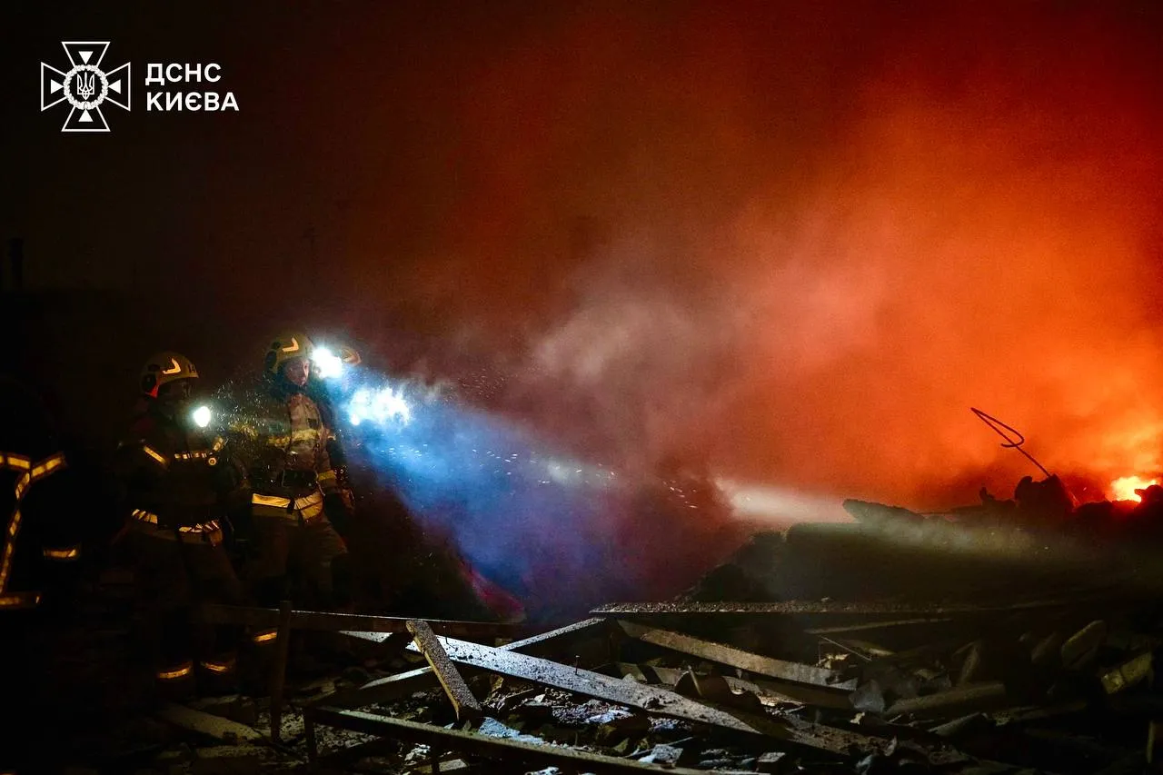 Patru persoane au murit în urma unui atac rusesc la Kiev