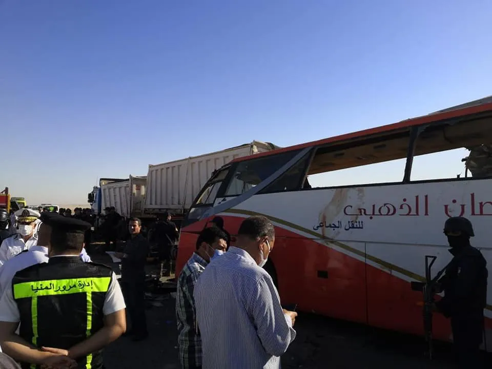 По меньшей мере 23 человека погибли и 30 получили ранения в автокатастрофе в Египте