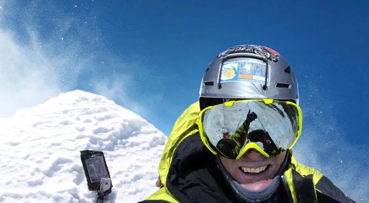 Un alpinist italian, acuzat că a falsificat un selfie pe un vârf din Himalaya