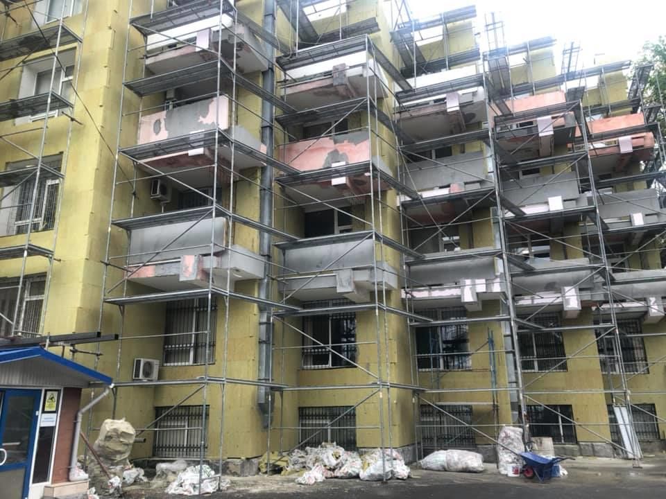 Здание детской городской больницы № 1 полностью утеплят