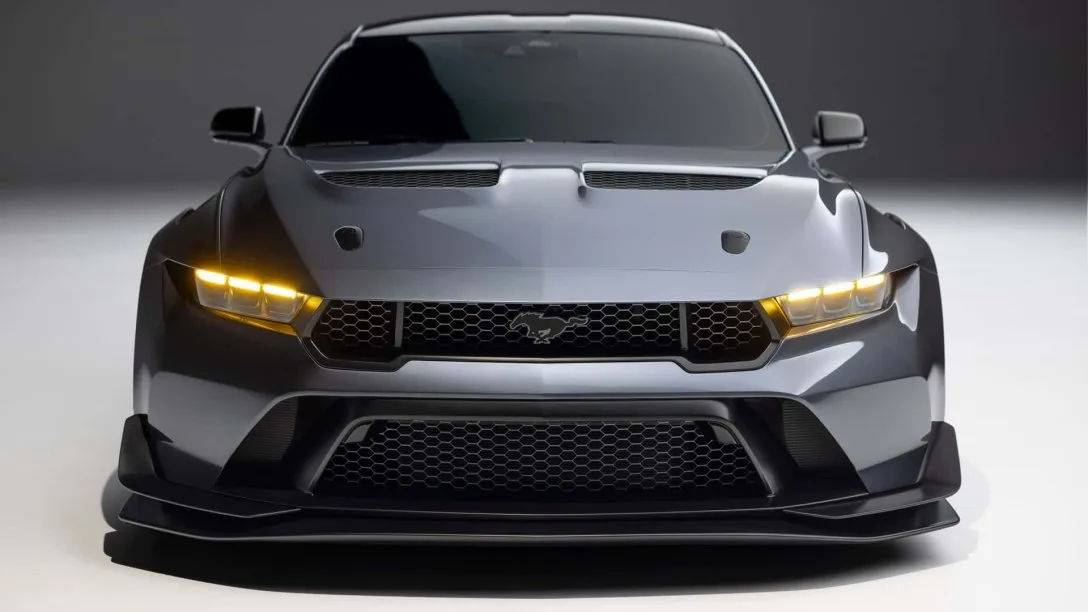 Представлен самый быстрый Ford Mustang в истории: 800 сил