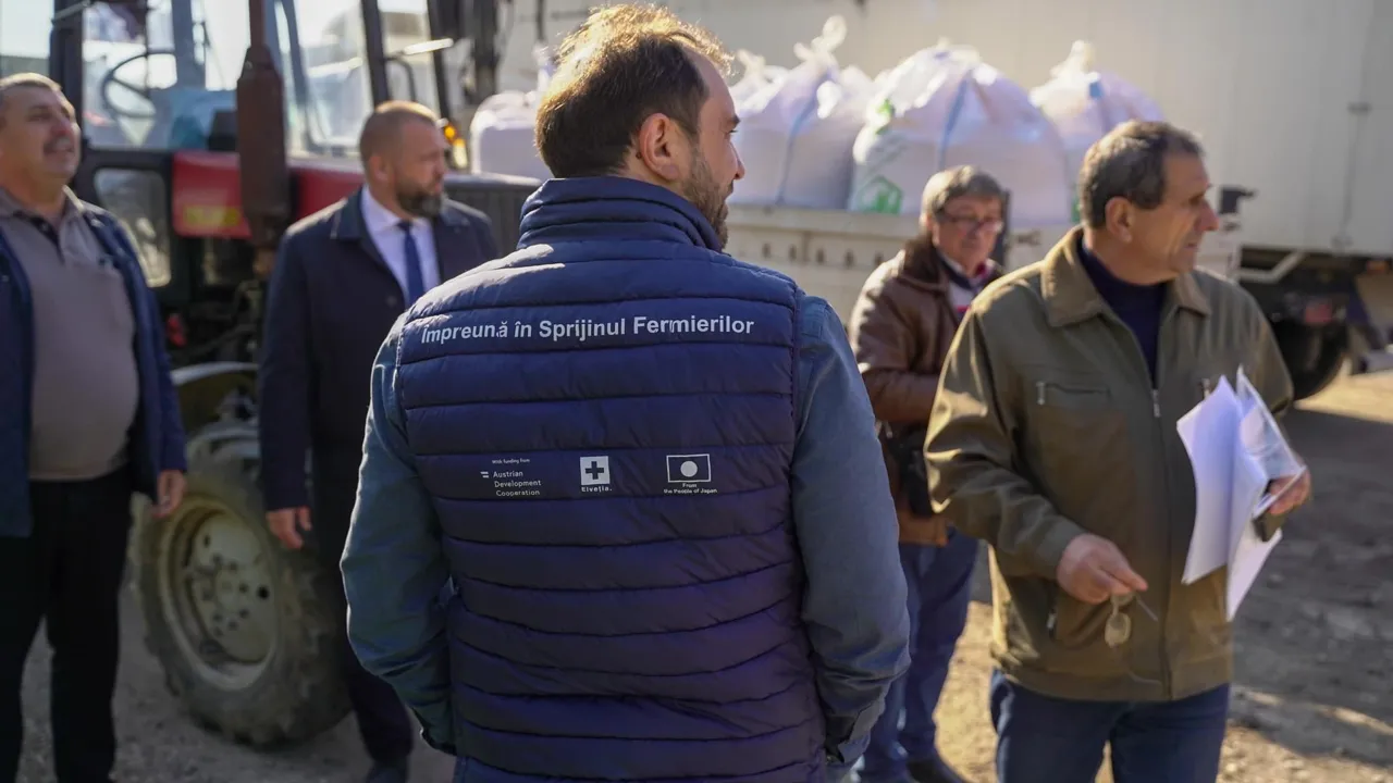 Фермеры из сильно пострадавших от засухи районов начали получать семена озимой пшеницы