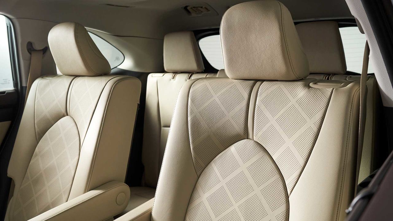 Toyota представила новое поколение Highlander