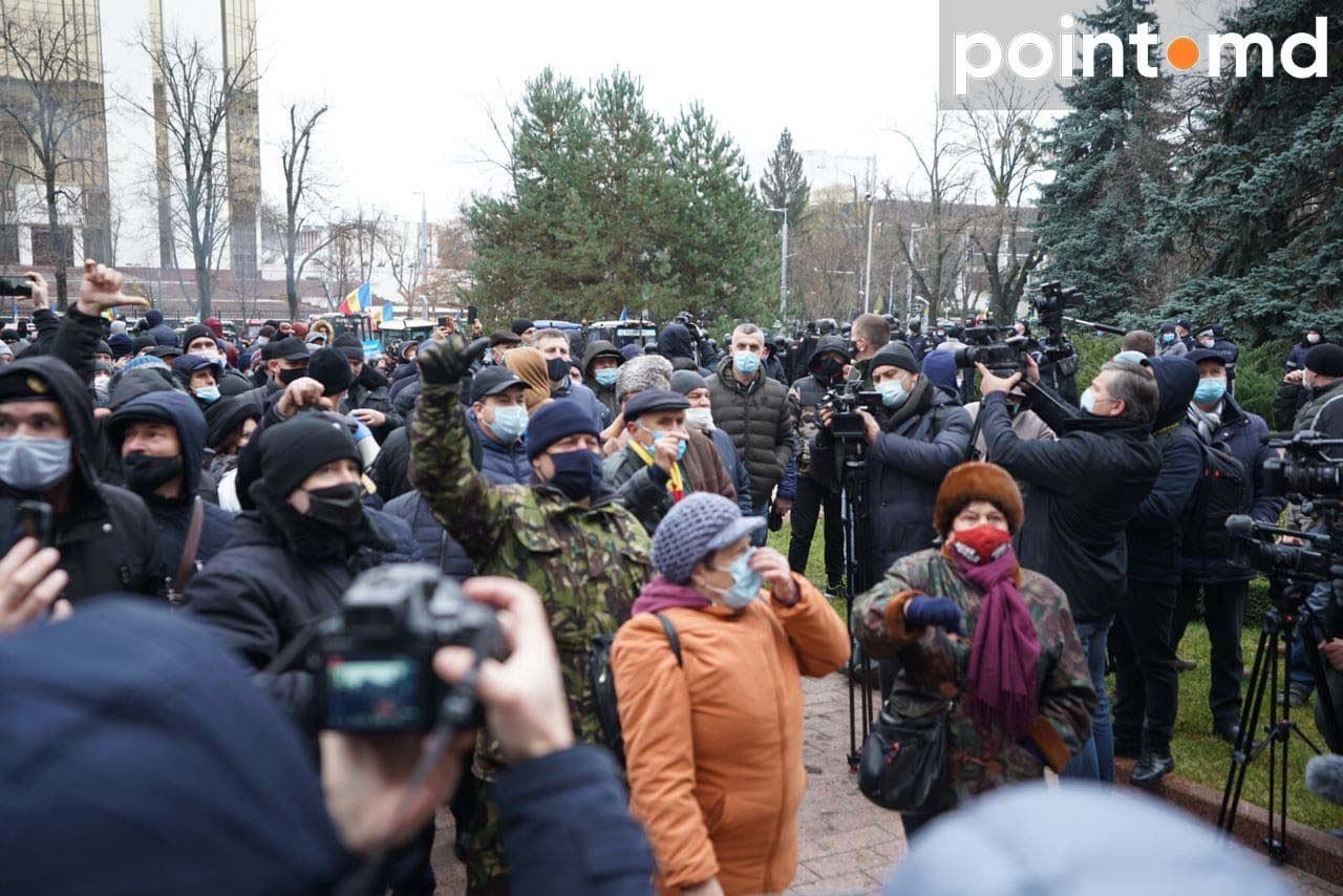 Протест фермеров: перед парламентом произошли столкновения с полицией