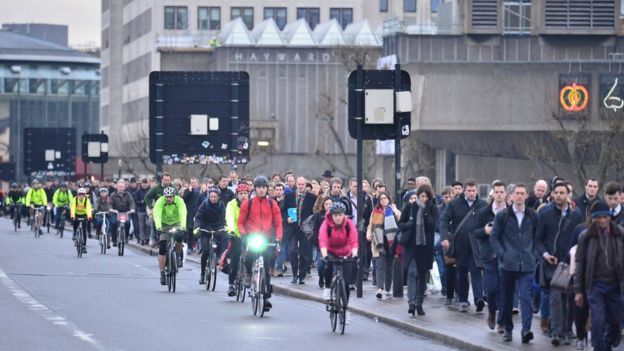 Забастовка работников метро Лондона: снова коллапс
