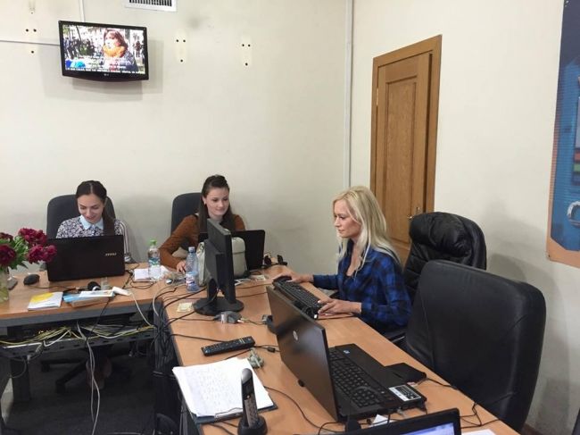 За два дня до свадьбы Анишоара Логин не отрывается от работы