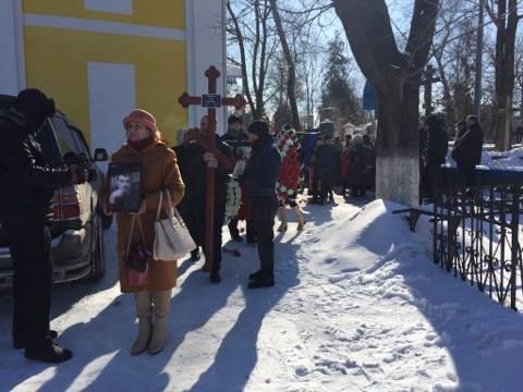 Исполнителя Нелу Стратана проводили в последний путь
