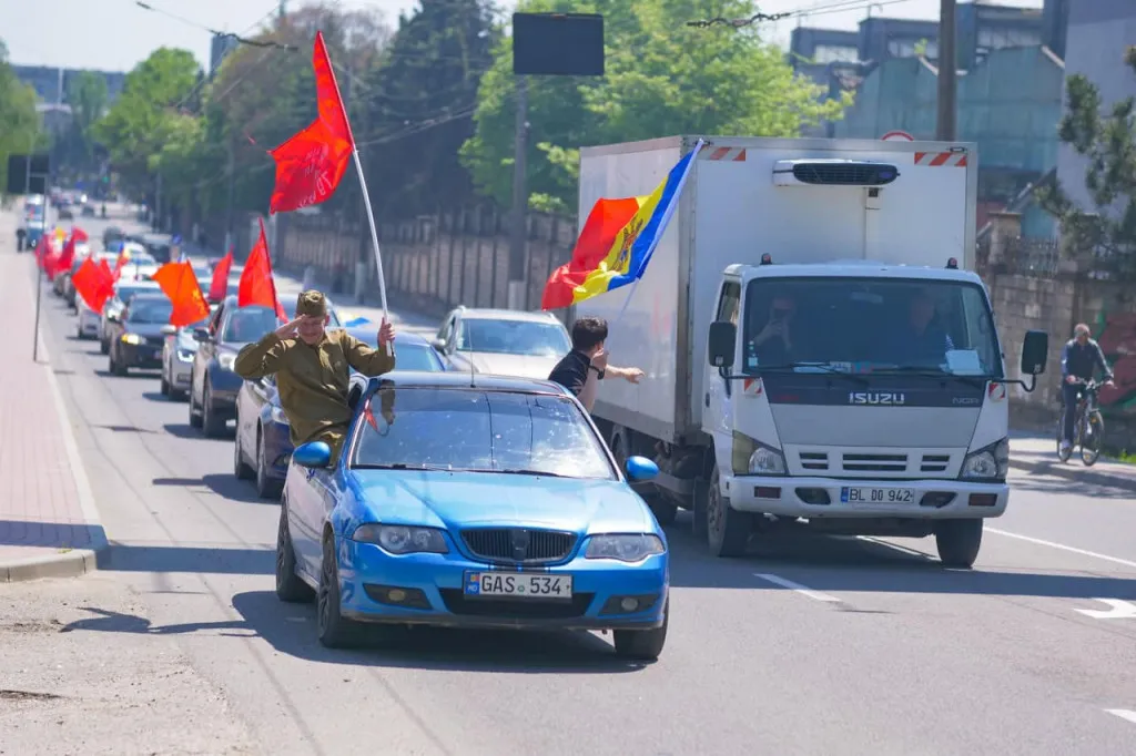 В Бельцах прошёл автопробег в честь Великой Победы