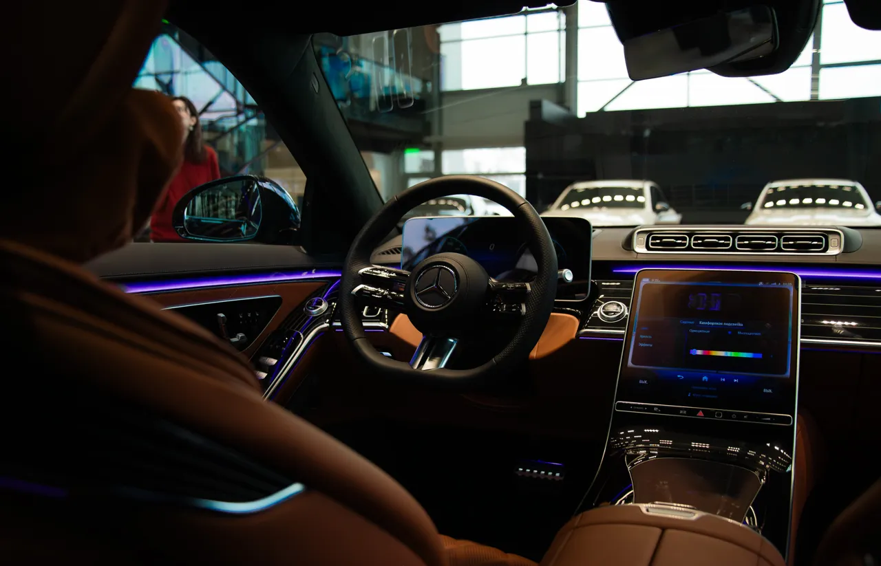 Mercedes-Benz S-Class: Роскошь, технологии и уникальное предложение