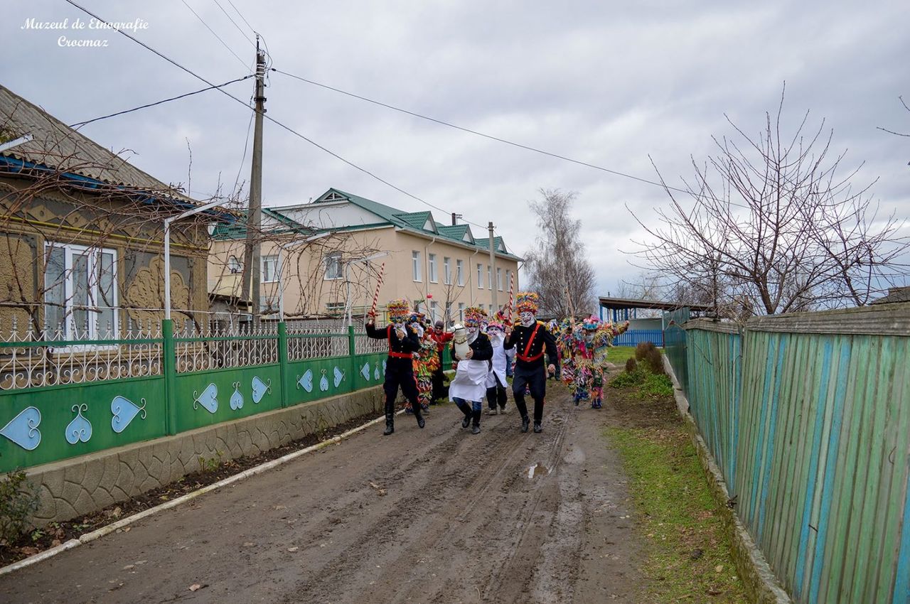 В музее села Крокмаз показали редкие фото о традициях колядки