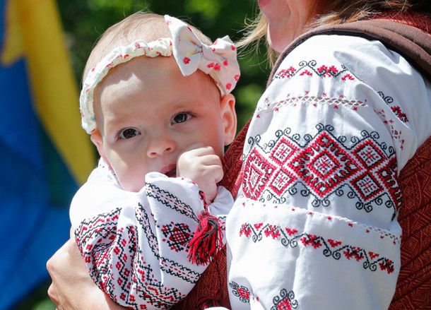 В Киеве прошел мегамарш вышиванок