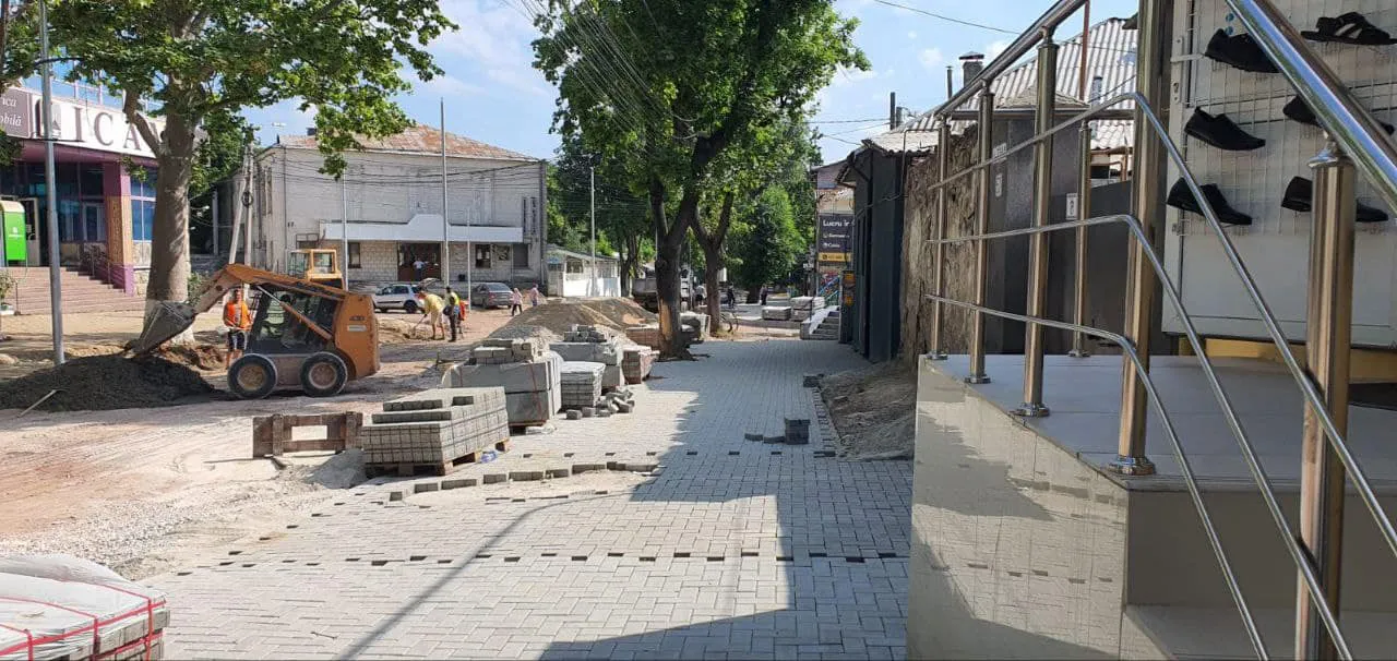 В столице не прекращаются работы на отрезке от ул. Колумна до А. Янку