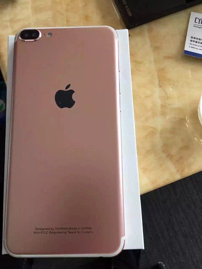 Китайцы выпустили копию iPhone 7 на Android