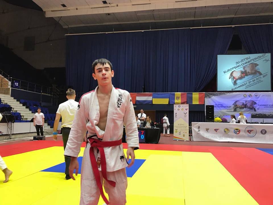 Молдавский спортсмен взял бронзу на ЧЕ по джиу-джитсу