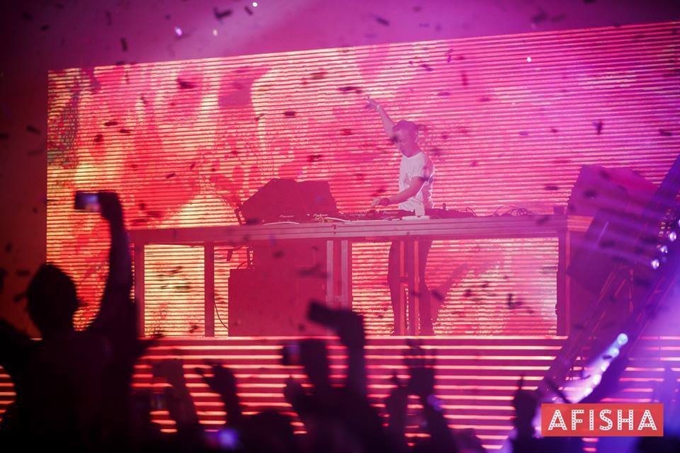 В Кишиневе прошел восьмой выпуск Orange Music White Night ®