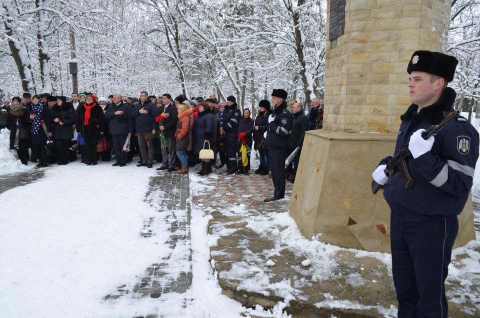 Память павших в Афганистане почтили в Дондюшанском районе