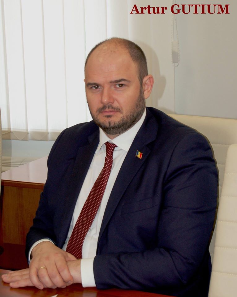 Раскол в ЛП: от Гимпу ушли двое депутатов
