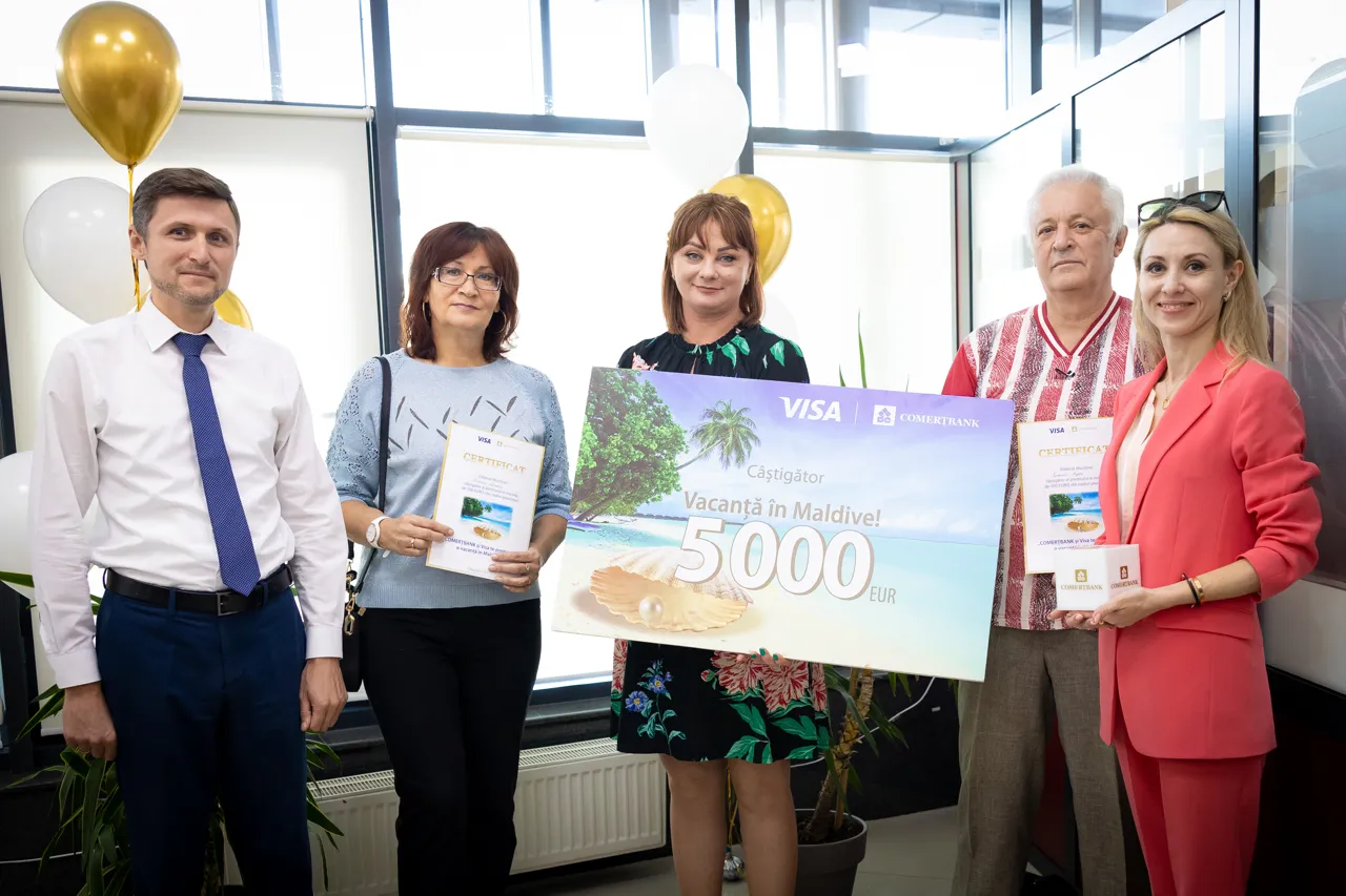 Comerțbank наградил победителей рекламной кампании "Comerțbank și Visa te premiază - o vacanță în Maldive!"
