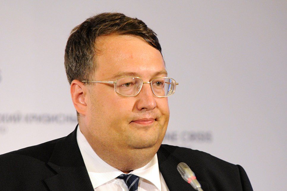 Депутат Рады обиделся на СМИ за использование его фото до похудения