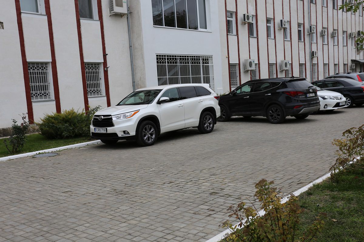 Служебный автомобиль главы MoldATSA попал в аварию