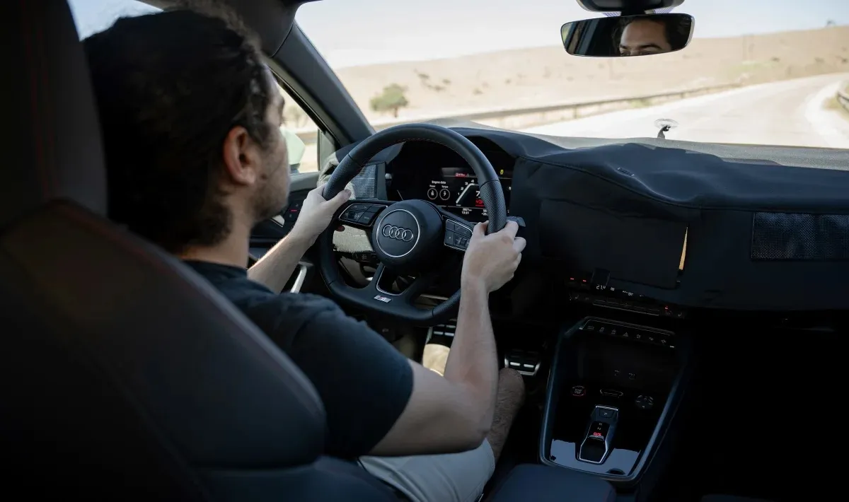 Новый компактный Audi показали до премьеры