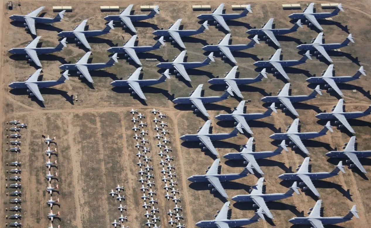 Cel mai mare cimitir de avioane, impresionant prin mărimea și numărul de aeronave